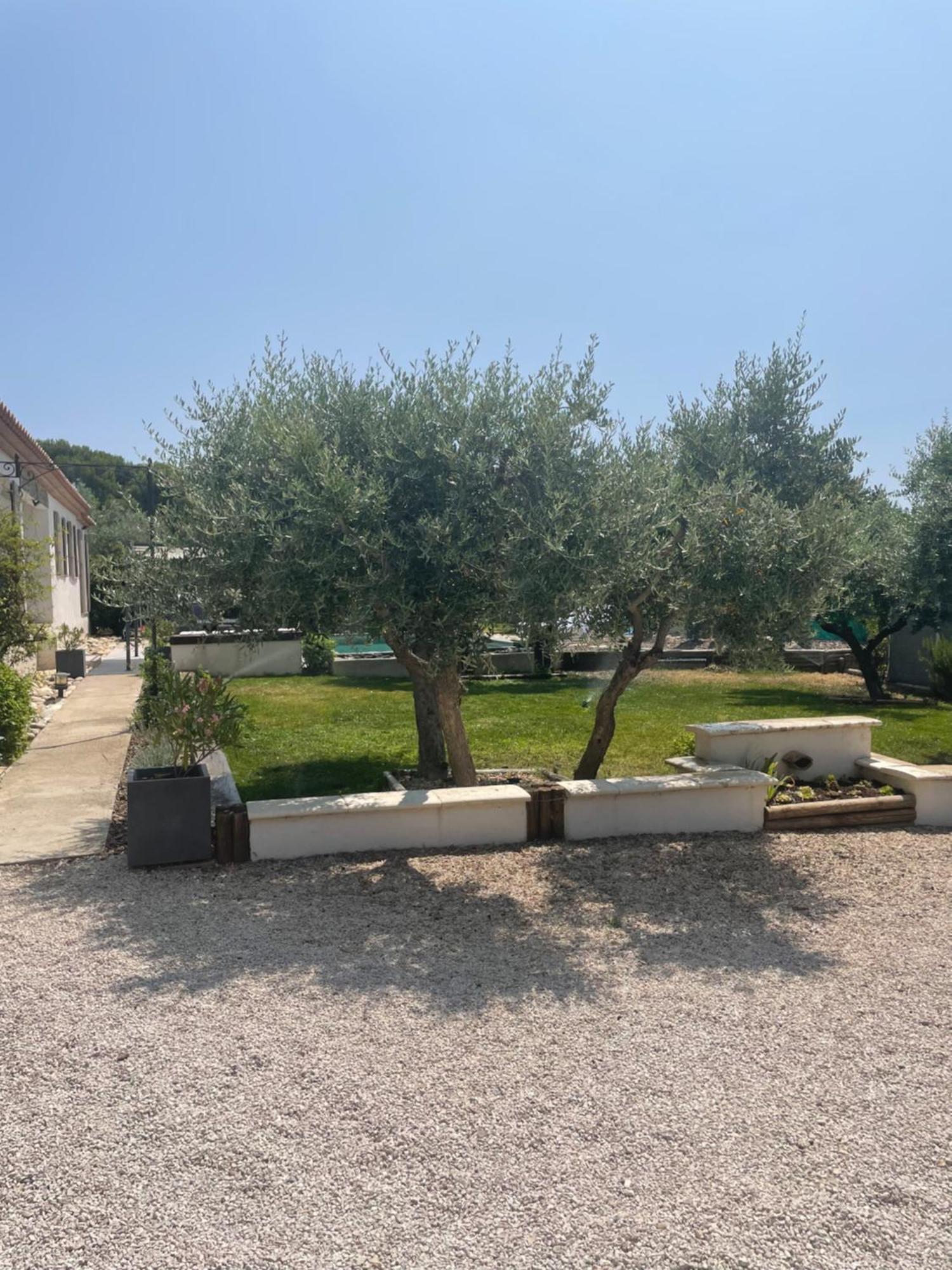 Villa Le Luberon Merindol Exterior photo